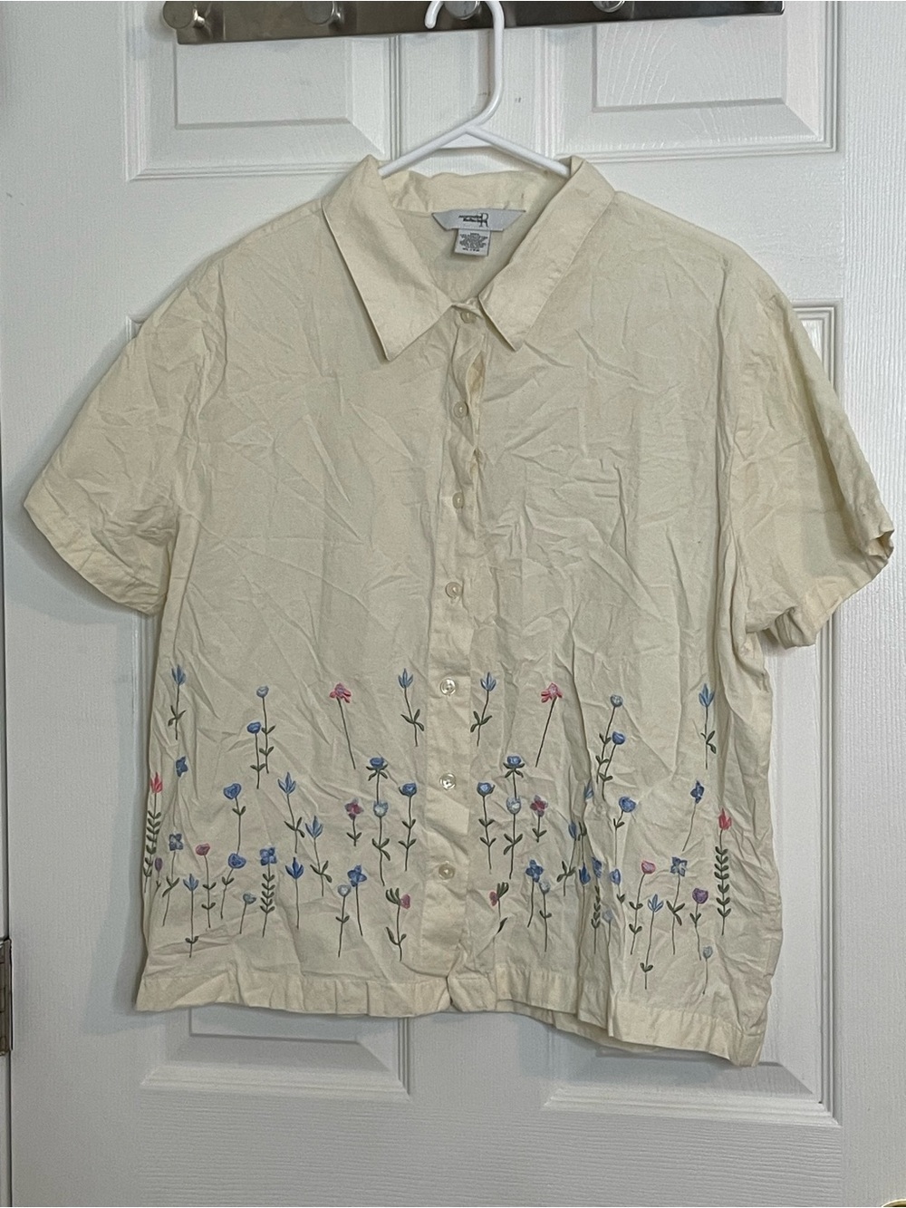 Vintage Northern Reflections Floral Embroidered Cream Cotton Button-Up Shirt XL